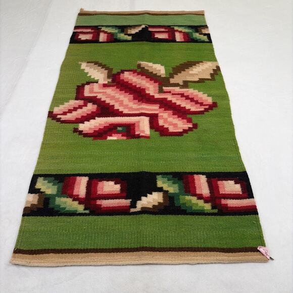 Unbranded Other - Vintage Woven Wool Red Rose, Green, Black, Tan Rug or Wall Hanging 4' x 2’